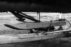 Ar234_skid_undercarriage