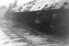 Destroyed_armored_train