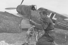 Bf109E_red_12_5.JG_27_in_Sofia-Vrba_April_1941