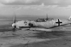 Bf109E_white_7_1.JG_27_Caen_1940