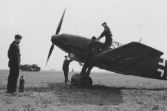Bf_109_D_Jagdfliegerschule_4_Furth_1941