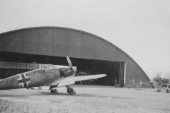 Bf_109_F_yellow_10_of__9.JG_51_Spring_France_1941_