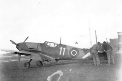 Captured_Bf109_NN644_in_British_RAF_Markings