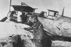 Me109_Gruppe_technical_officer_fighter_1941