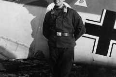 Me_109_E_white_6_7.JG_26_in_Essen-Muhlheim_1940