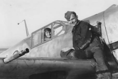 Me_109_e_5_JG_27_uffz_hans_niederrhofer_bitolj_april_1941_4