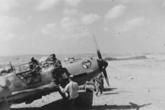 Me_109_e_stab_i_JG_27_edu_neuman_africa_1941
