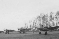 Messerschmitt_Bf_110_C-D_5.ZG_26_summer_in_Valenciennes_1940