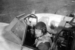 Messerschmitt_Bf_110_cockpit_pilot