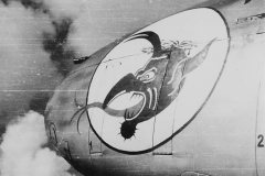 Messerschmitt_Bf_110_nose_art_2