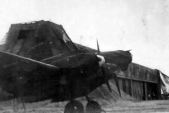Messerschmitt_Bf_110_on_airfield