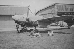 Messerschmitt_Bf_110_trainer_on_airfield