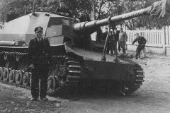 Dicker_Max_kill_rings_on_barrel_Panzerjager_Abteilung_521