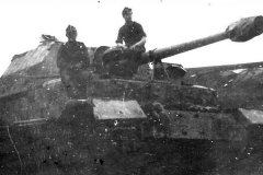 Ferdinand_Schwere_Panzerjager_Abteilung_653_In_Nikopol
