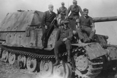 Ferdinand_of_the_Panzer_Jg_Abt._653_eastern_front