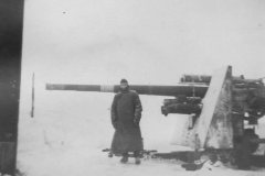 Flak_88_in_anti_tank_position_winter