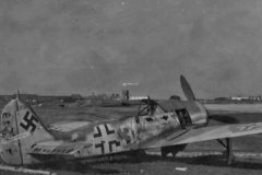 Focke_Wulf_Fw_190_Wreckage_2