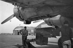 Fw200_bomb_loading