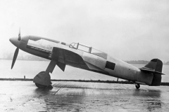 He_100V-1