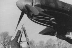 He111_2.KGr_100_in_Vannes_France_1941_right_engine