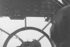 He111_H_bomber_cockpit