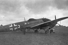 Heinkel_He111_Bomber_-JH