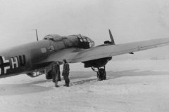 Heinkel_He111_in_winter
