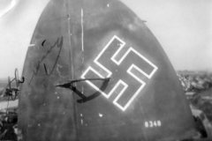 Heinkel_He111_tail_1945
