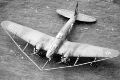 Heinkel_He_111_H-8_cable_cutter_2