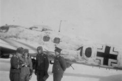 Heinkel_He_111_of_KG_27_winter_camo_Banak_Norway