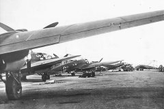Line_of_German_Heinkel_He_111_KG26_on_airfield_in_Italy_1941