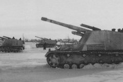 German_self_propelled_artillery_Hummel_in_field