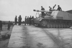 Hummel_1944_2