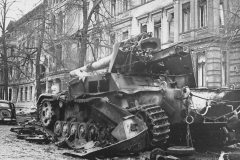 Hummel_Berlin_1945