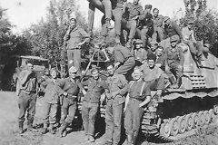 Hummel_east_front_1944