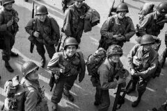 101st_Airborne_Division_Paratroops_Assembling_at_RAF_Exeter