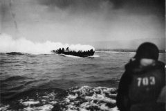 1st_Battalion_Troops_in_LCVP_Approach_Omaha_Beach_on_D-Day_1944