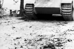France_Jagdpanther_mid_production