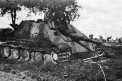 Jagdpanther_in_France_1944
