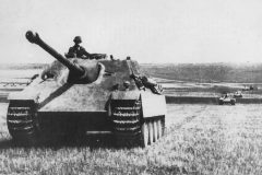 Jagdpanther_schwere_Panzerjager-Abteilung_654