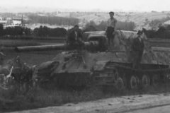 Jagdtiger_102_tank_destroyer