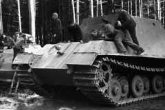 Jagdtiger_305001_porsche