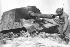 Jagdtiger_332_2