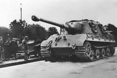 Jagdtiger_Porsche_suspension_Sd.Kfz_186