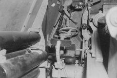 Jagdtiger_interior_left_side