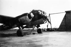 Ju_188_E_with_800_l_drop_tank_of_Stabsstaffel_KG_4_1944