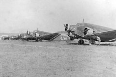 Junkers_Ju_52_3m_9P-BL_3.KGrzbV_9_May_1941