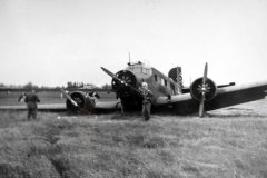 Junkers_Ju_52_belly_landing