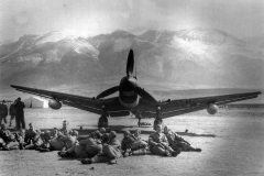 German_dive_bomber_Ju87_R_on_the_ground