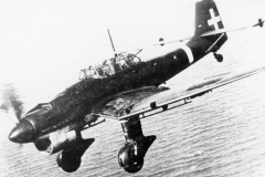 Italian_Ju_87B